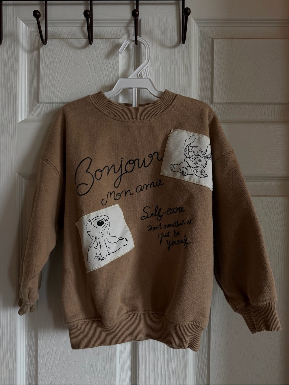Zara Kids Lilo & Stitch Disney Patch Sweatshirt Beige Size 6-7Y